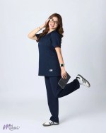 طقم سكرابس نسائي كحلي مرن ومريح