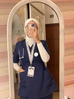 طقم سكرابس نسائي كحلي Wrap من MedModelle